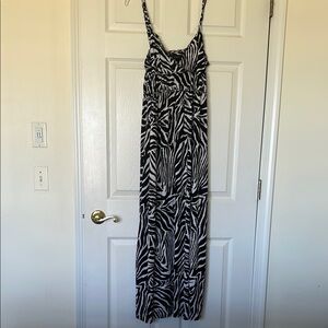 INC Stylish Black and White Zebra Print Dress (Large)